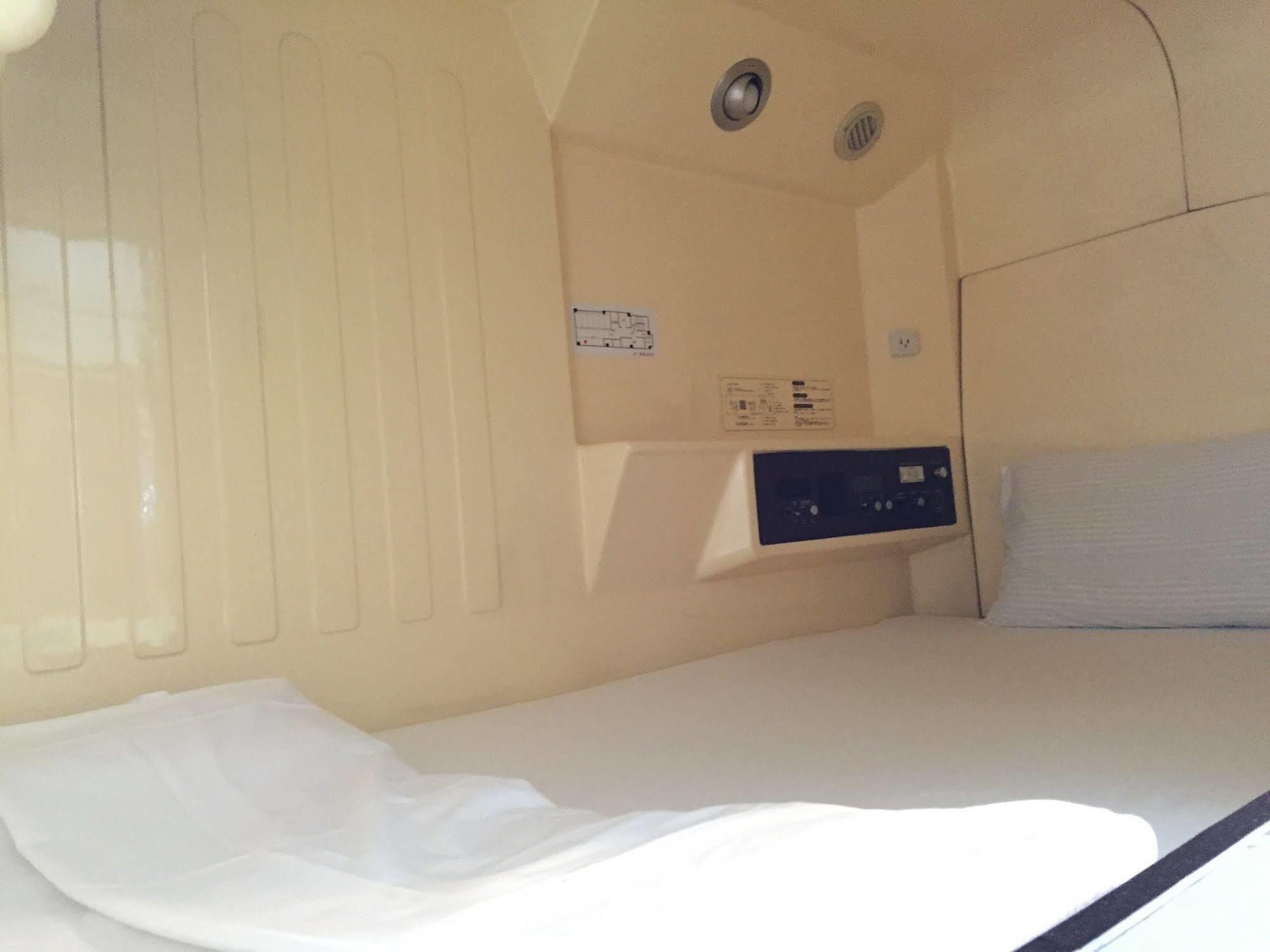 Male Only Capsule Inn Hamamatsucho - Vacation Stay 68799V Tokyo Esterno foto
